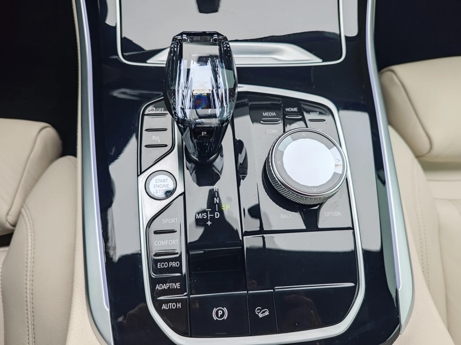 BMW X5 4.0i M-Sport X-drive 54000km. Pano Head Up Crystal, снимка 9 - Автомобили и джипове - 54277257