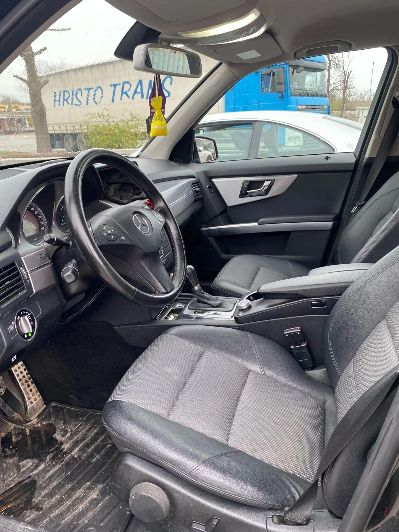 Mercedes-Benz GLK, снимка 8 - Автомобили и джипове - 55365482