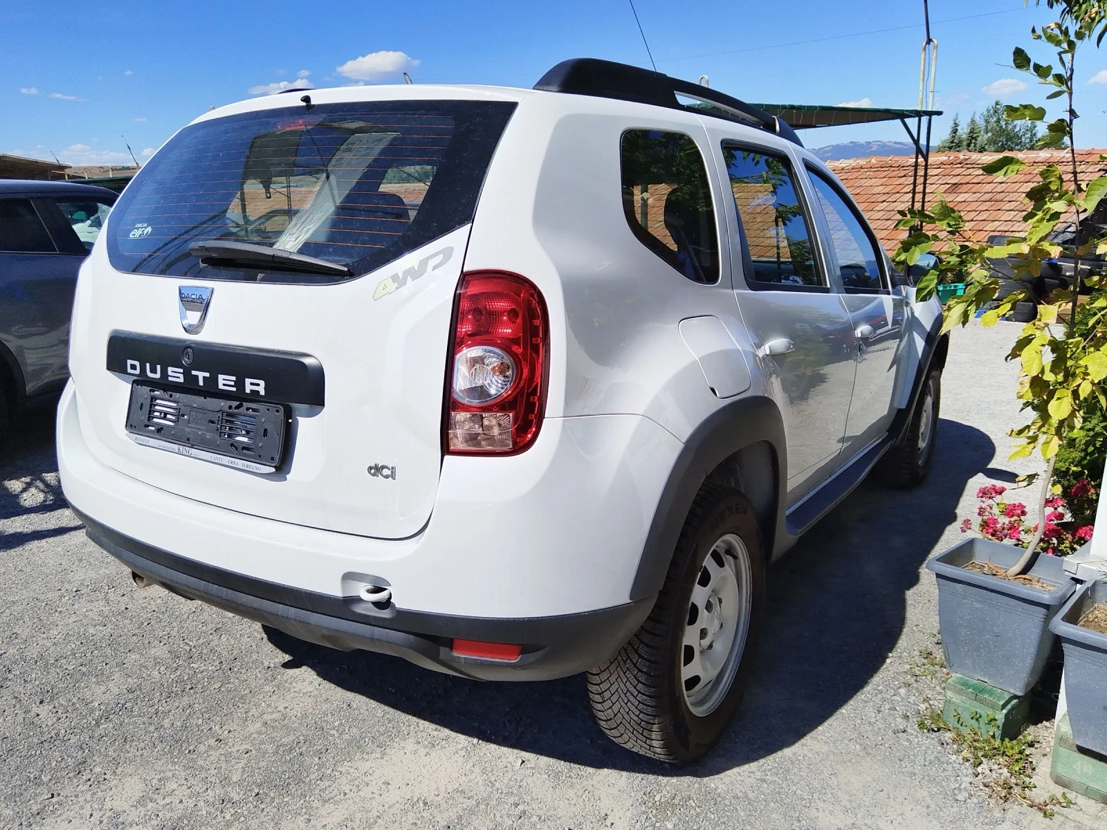 Dacia Duster 1.5 D 6sk. Реални км., снимка 5 - Автомобили и джипове - 55725921