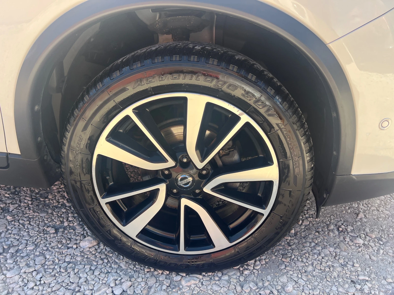 Nissan X-trail 1.6 dci  4x4 Tekna, снимка 9 - Автомобили и джипове - 56033662