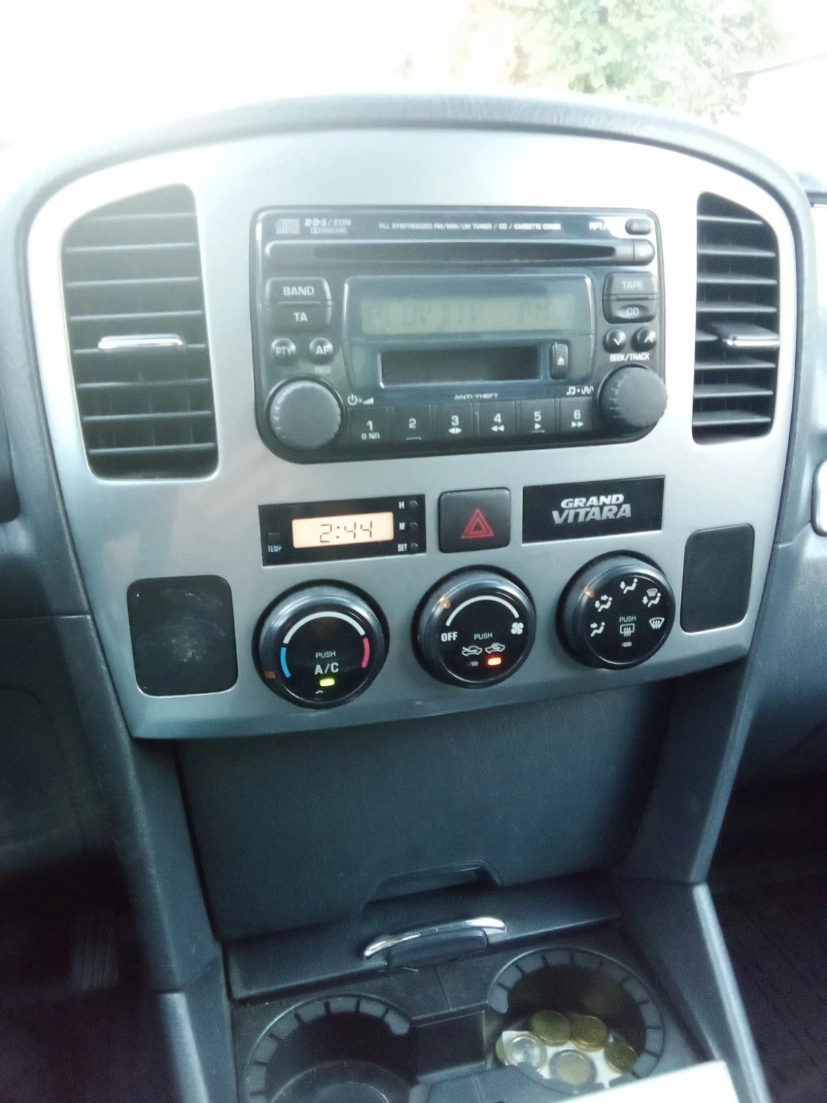 Suzuki Grand vitara, снимка 9 - Автомобили и джипове - 56041057