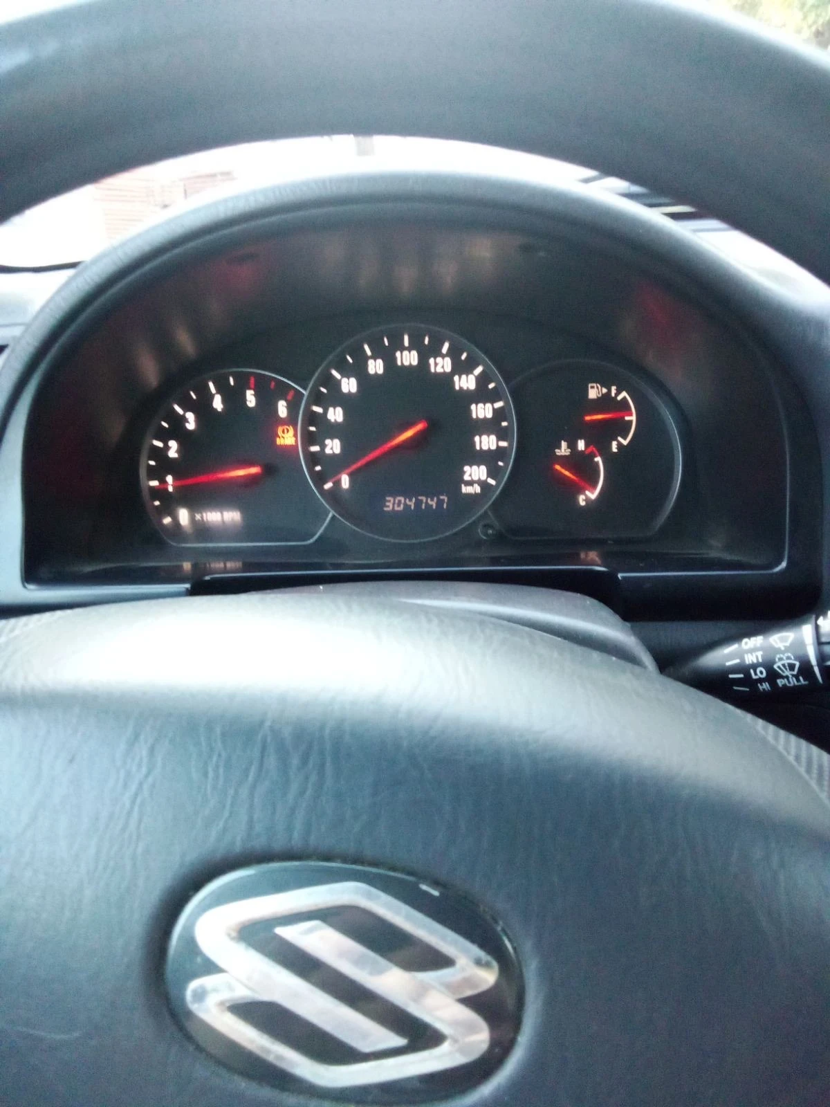 Suzuki Grand vitara, снимка 8 - Автомобили и джипове - 56041057