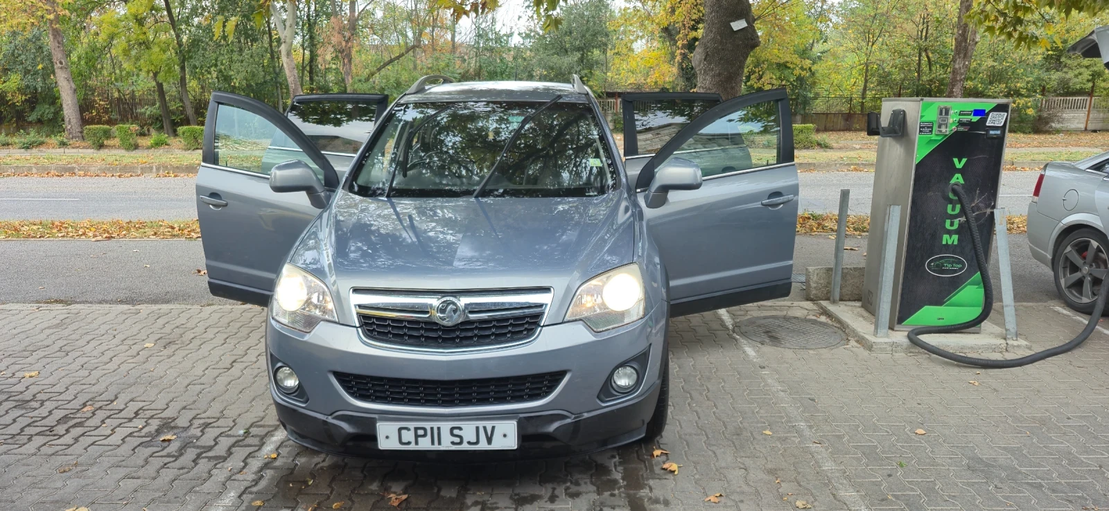 Opel Antara, снимка 3 - Автомобили и джипове - 56534564
