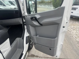 VW Crafter L1H1 KLIMATRONIK, снимка 16