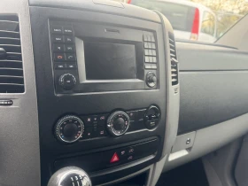 VW Crafter L1H1 KLIMATRONIK, снимка 14