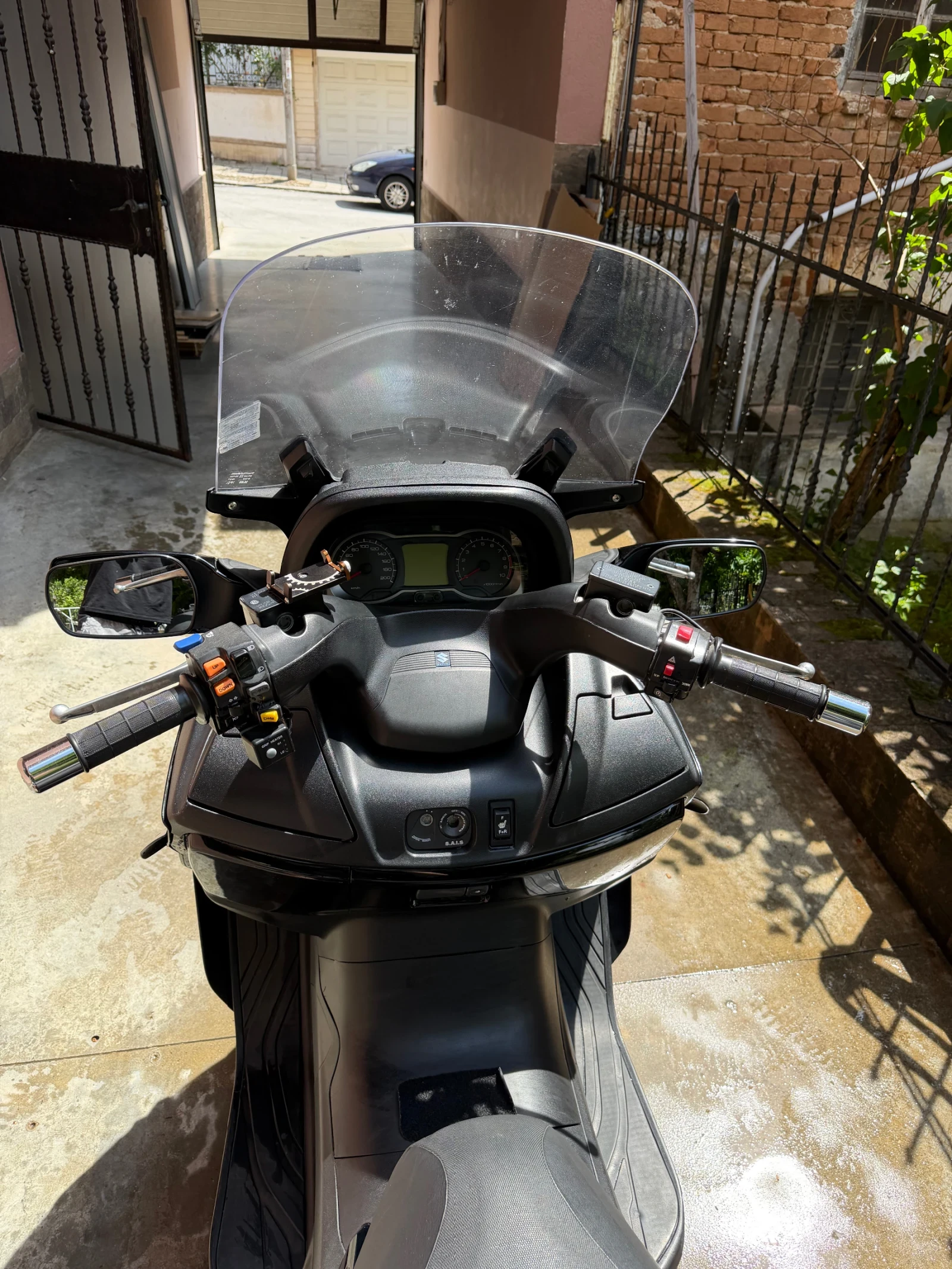 Suzuki Burgman, снимка 10 - Мотоциклети и мототехника - 54493998