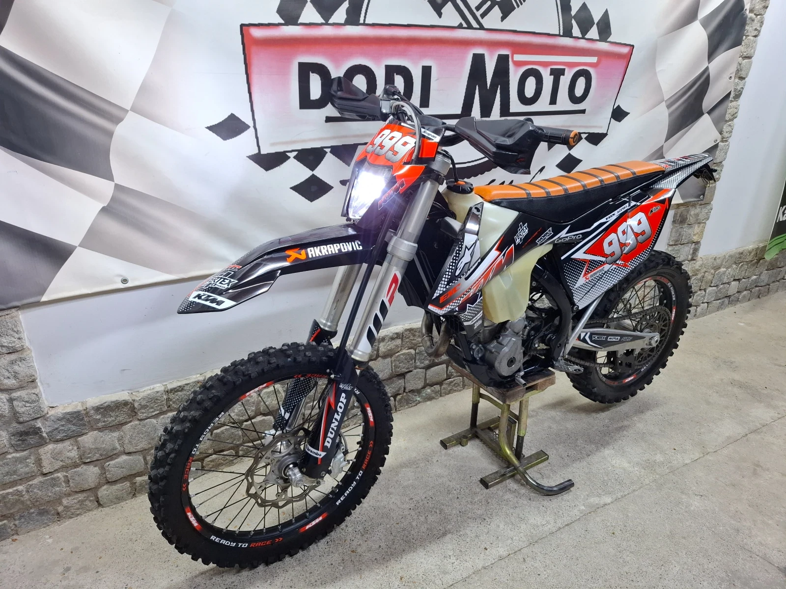 Ktm EXC Akrapovic * * * Starter