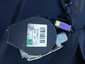 заден десен предпазен колан (пасажерски, зад предната седалка) за Audi A4  560788501 Цена 10 Е 10 Е, снимка 5