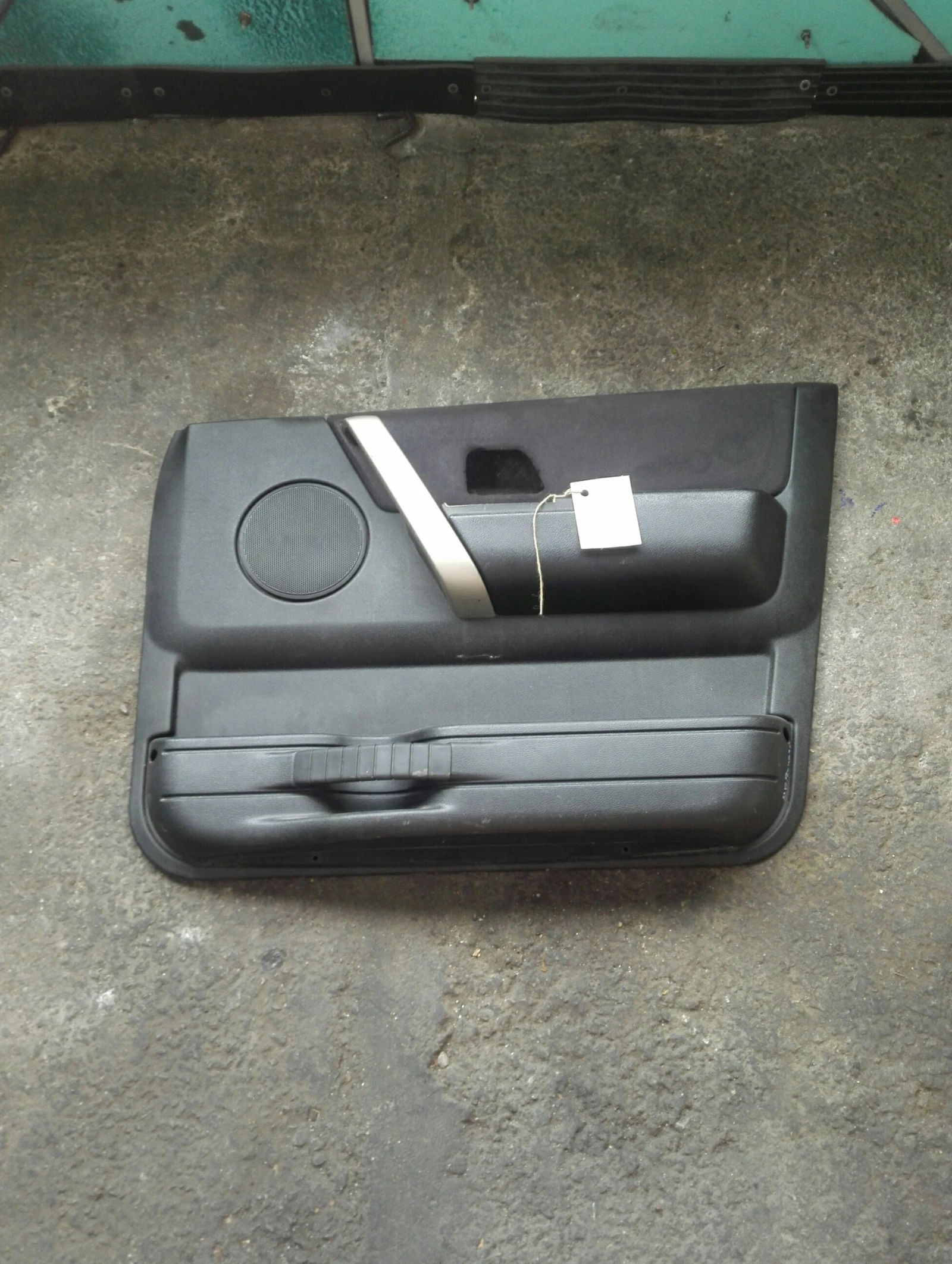 ���� ����� ������ ����� ���� ����� ��������� ��4 | Mobile.bg � ����������� 1