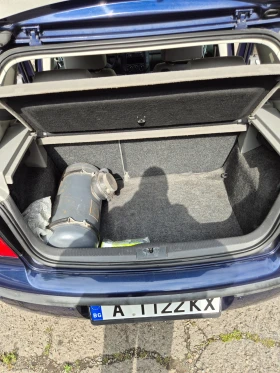 VW Polo 1, 4 автоматик, бензин/газ, снимка 10