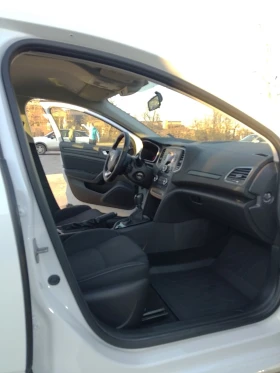 Renault Megane Фейслифт, снимка 9