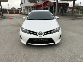 Снимка Toyota Auris