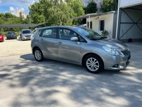 Обява за продажба на Toyota Verso 7 места Панорама ~9 700 лв. - изображение 4