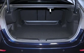 Mercedes-Benz E 220 AMG AHK LED KEYLESS-GO  - 49998 € / 97787.59 лв. - 32768799 8