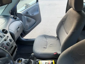 Toyota Yaris - 2000 € / 3911.66 лв. - 30909615 9