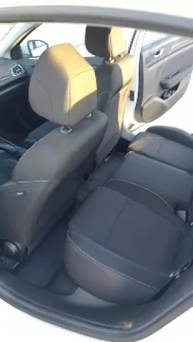 Renault Megane Фейслифт, снимка 12 - Автомобили и джипове - 55674032