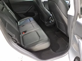 Tesla Model Y - 30000 € - 40986749 9