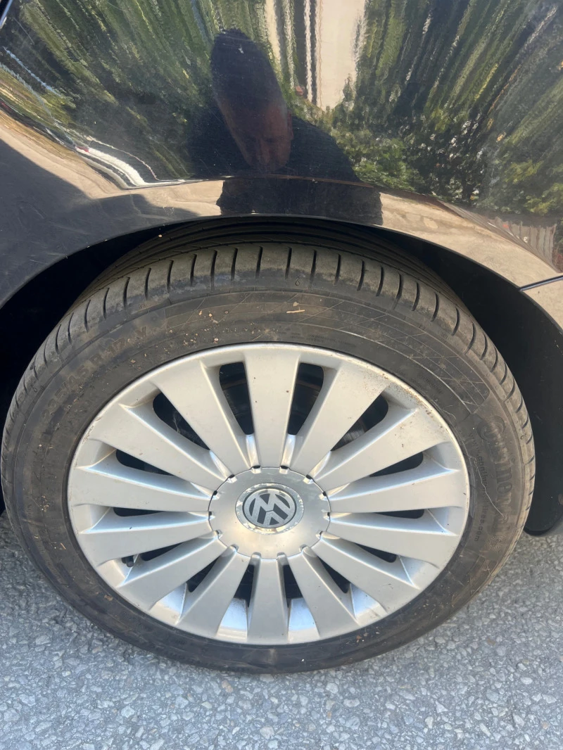 VW Passat Комби, снимка 15 - Автомобили и джипове - 48132554