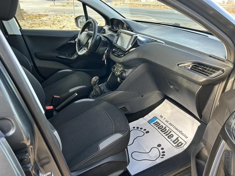 Peugeot 208 1.6 HDI EURO6, снимка 8 - Автомобили и джипове - 47855366