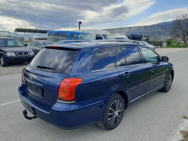 Toyota Avensis 1.8 фул екстри печка климатроник крайна цена, снимка 13 - Автомобили и джипове - 50095194