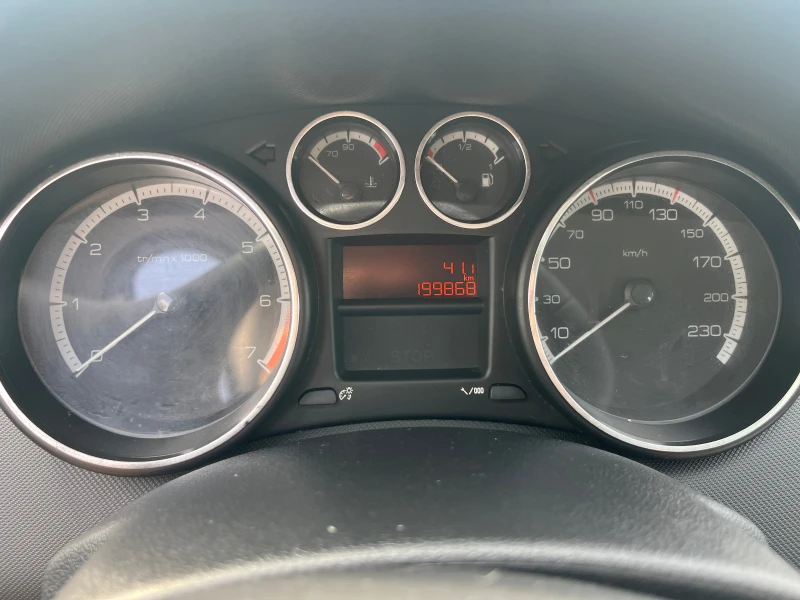 Peugeot 308 1.6 БЕНЗИН, снимка 6 - Автомобили и джипове - 51677013