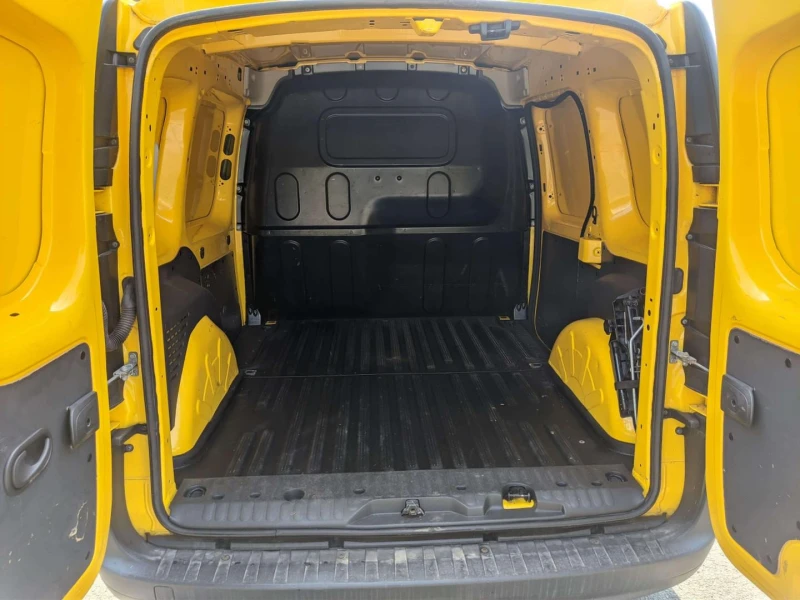 Renault Kangoo 1.5DCI, снимка 10 - Автомобили и джипове - 52089531
