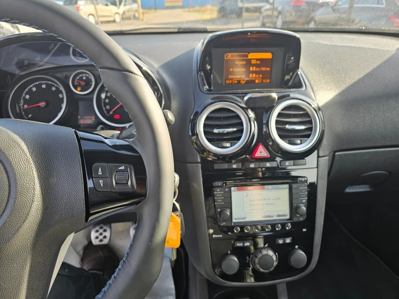 Opel Corsa 1, 6 turbo, снимка 12 - Автомобили и джипове - 52441749