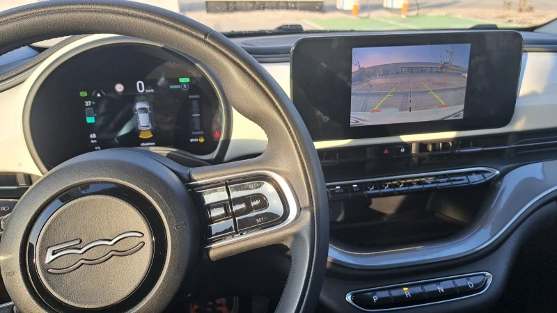 Fiat 500e Long Range 42kWh, снимка 13 - Автомобили и джипове - 52836878
