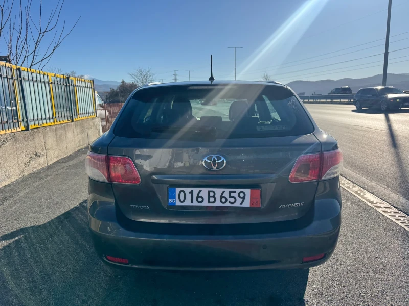 Toyota Avensis 2.0D4D , снимка 5 - Автомобили и джипове - 52927238
