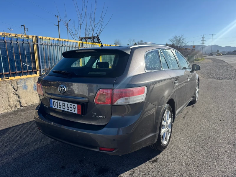 Toyota Avensis 2.0D4D , снимка 6 - Автомобили и джипове - 52927238