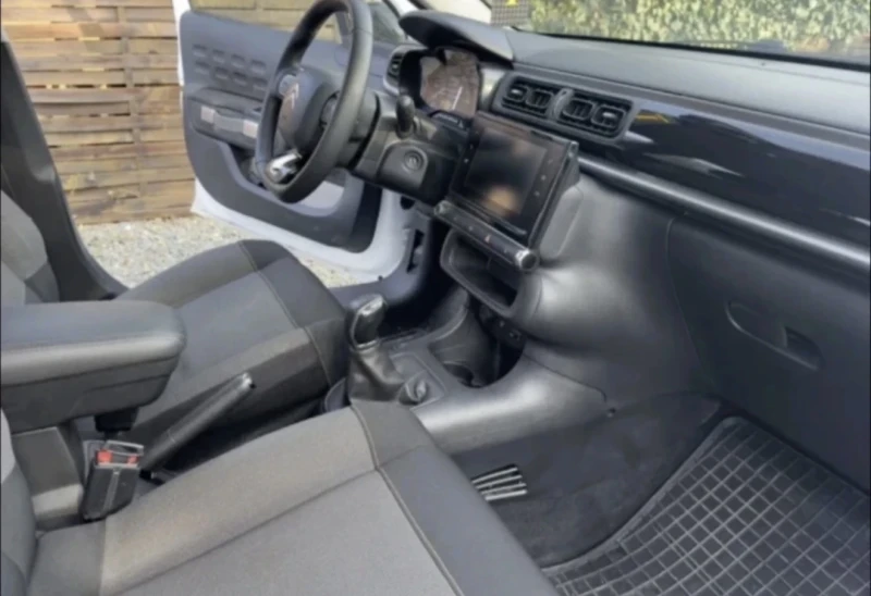 Citroen C3 1.6 HDI Отличен ! обслужен и регистриран, снимка 4 - Автомобили и джипове - 53572776