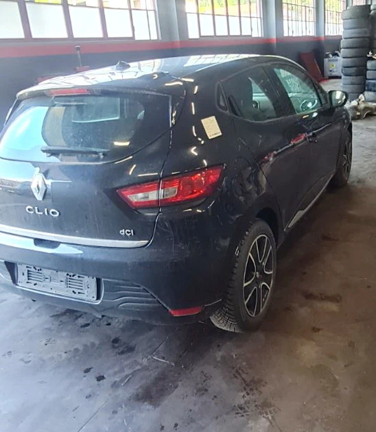 Renault Clio 1.5 dCI К9К В608   САМО НА ЧАСТИ , снимка 5 - Автомобили и джипове - 49101803