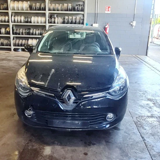 Renault Clio 1.5 dCI К9К В608   САМО НА ЧАСТИ , снимка 2 - Автомобили и джипове - 49101803