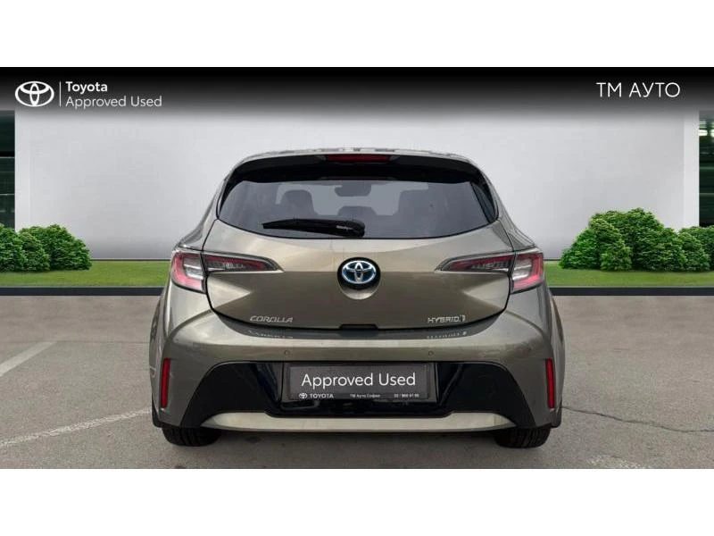 Toyota Corolla HB 1.8HSD Luxury, снимка 4 - Автомобили и джипове - 48793320