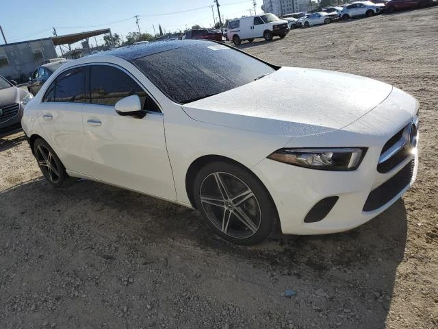 Mercedes-Benz A 220  - изображение 3