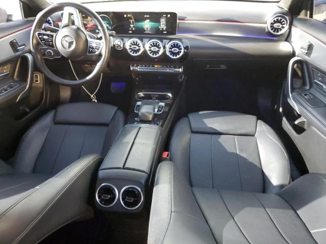 Mercedes-Benz A 220  - изображение 8