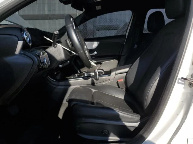 Mercedes-Benz A 220  - изображение 7