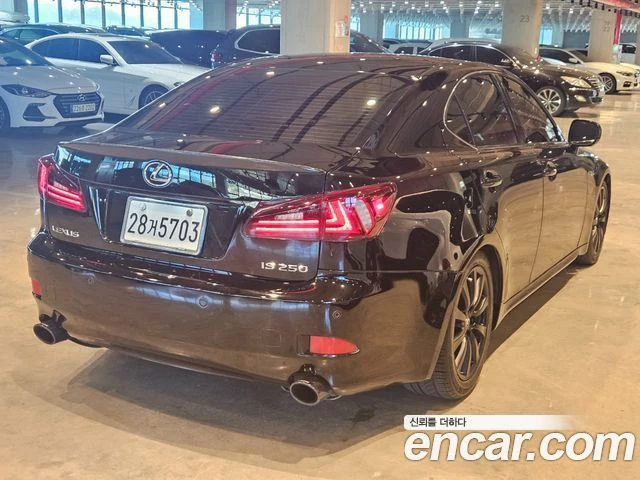 Lexus IS 250, снимка 2 - Автомобили и джипове - 56082072