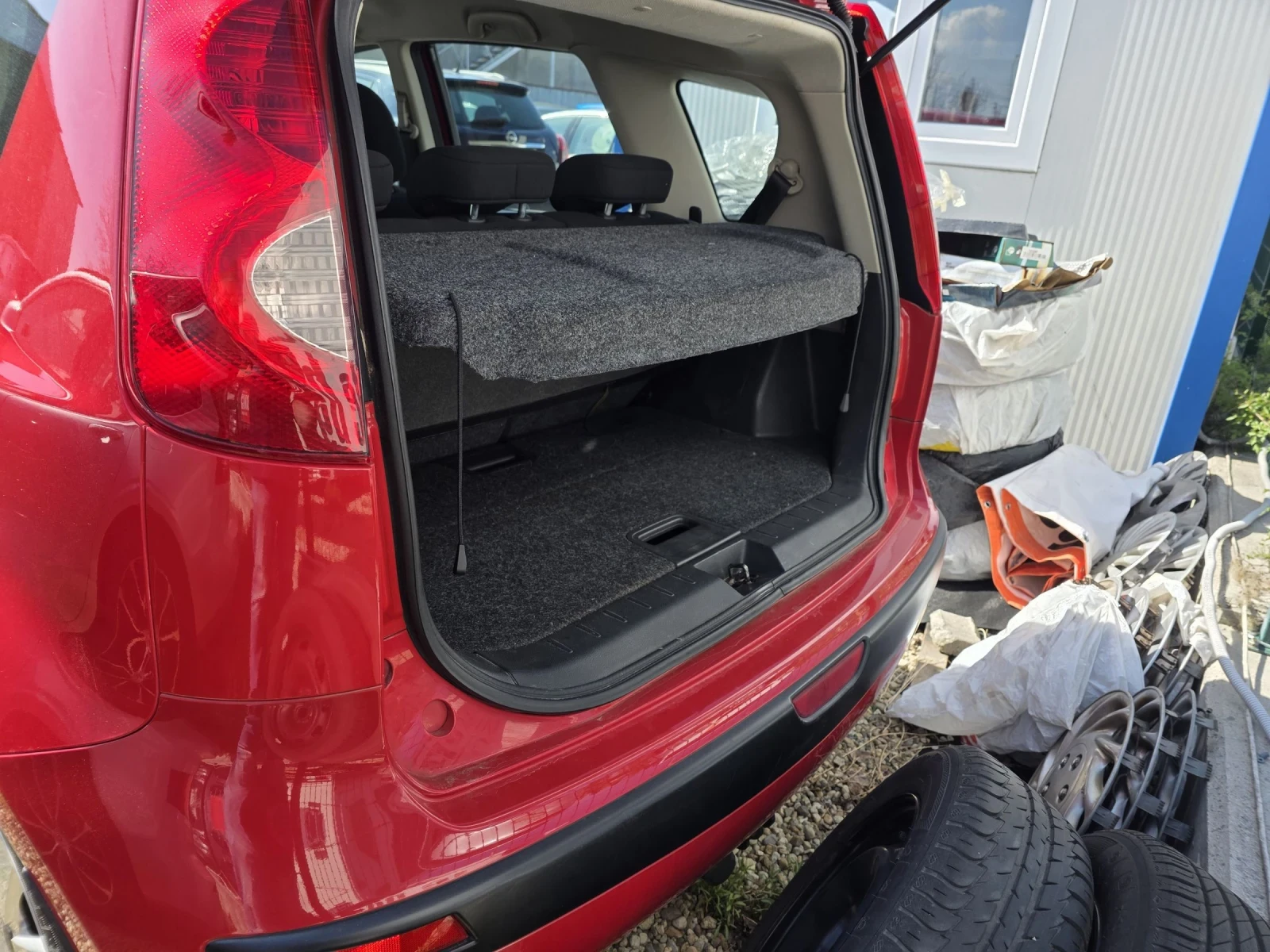 Nissan Note 1.4 i - изображение 8