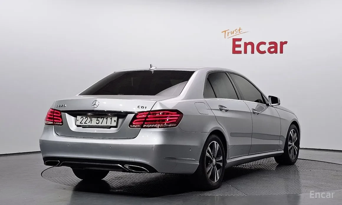Mercedes-Benz E 220 E-Class W212 E220 CDI Avantgarde - изображение 2