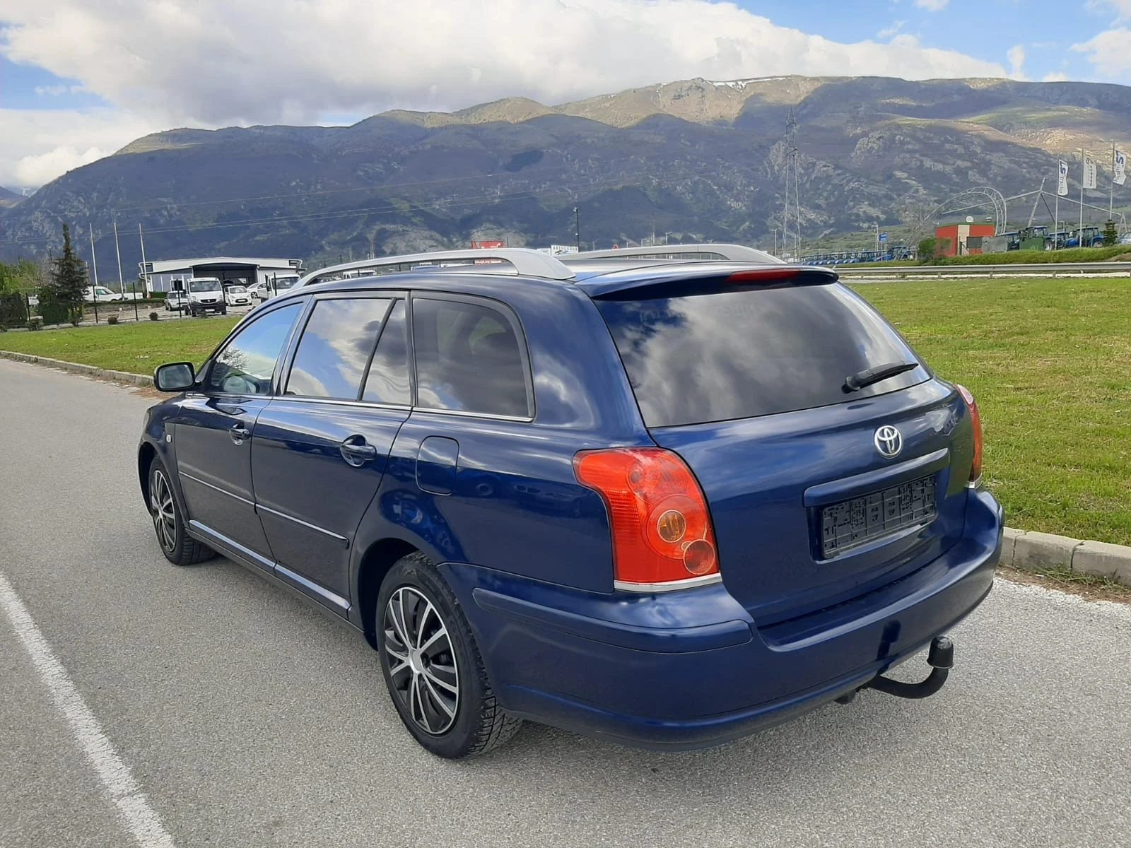 Toyota Avensis 1.8 без ръжди Германия всички екстри бартер лизинг | Mobile.bg — изображение 11