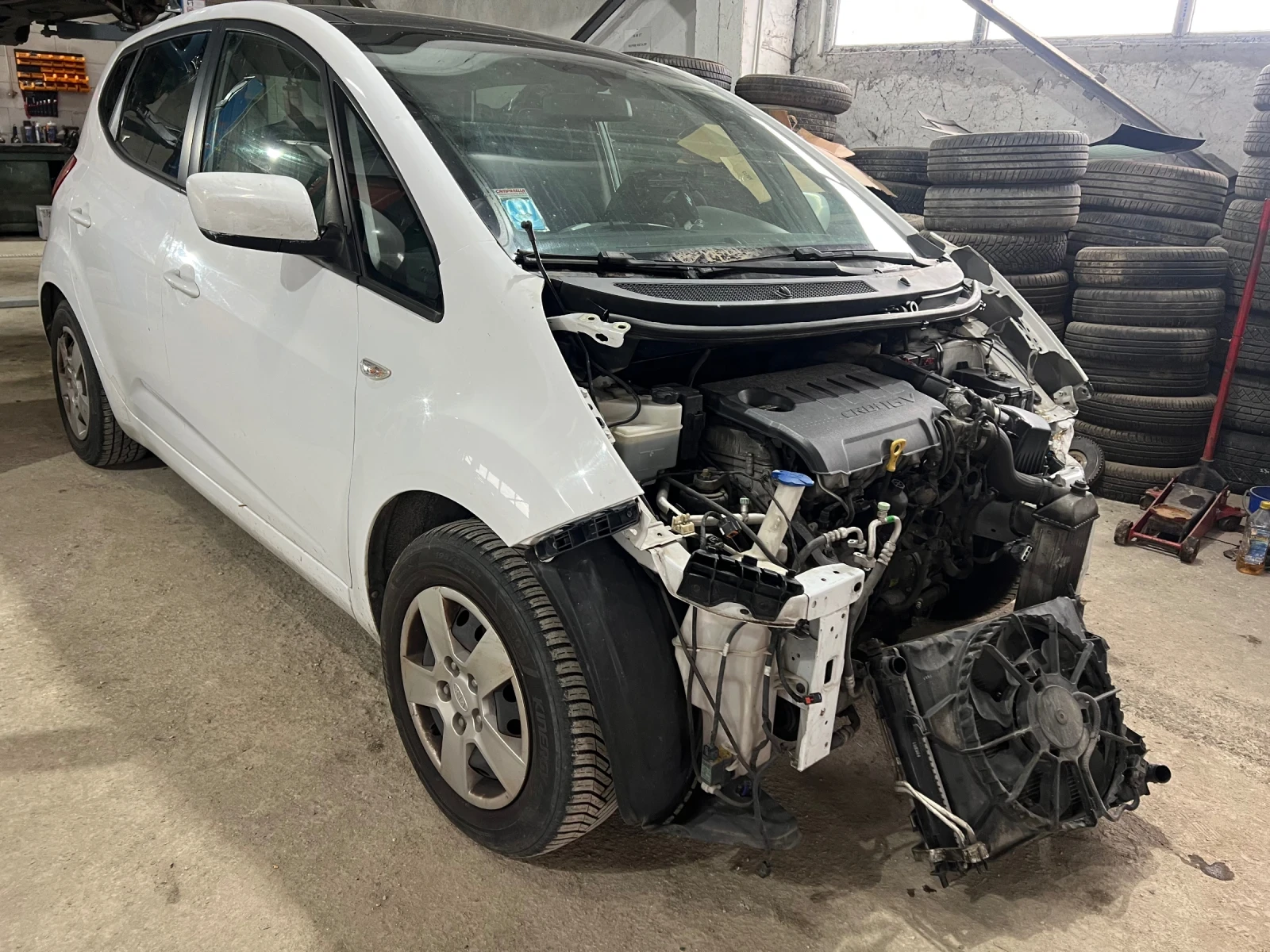 Kia Venga 1.4CRDI - изображение 4
