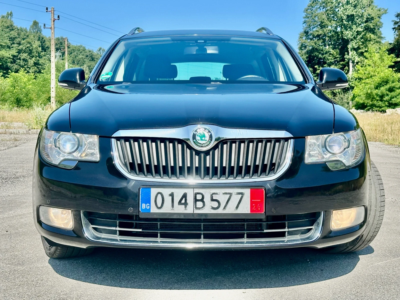 Skoda Superb 2.0TDI* KEY LESS* PODREV* REALNI KM*  - изображение 2