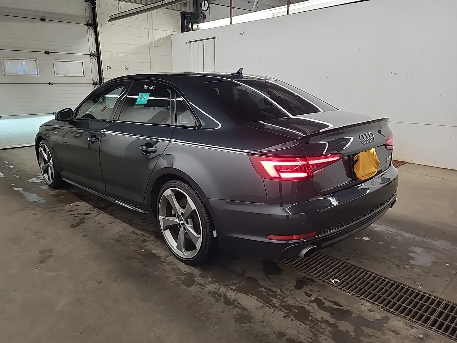 Audi A4 * CARFAX *    | Mobile.bg   4