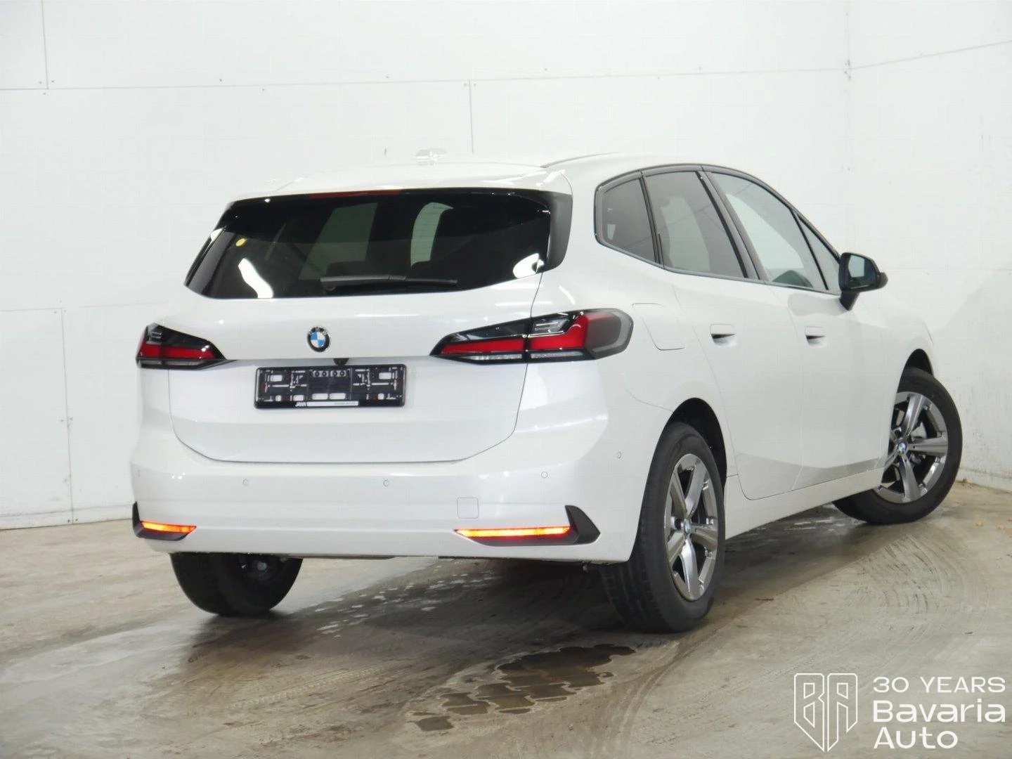 BMW 218 d Active Tourer Steptronic - изображение 3