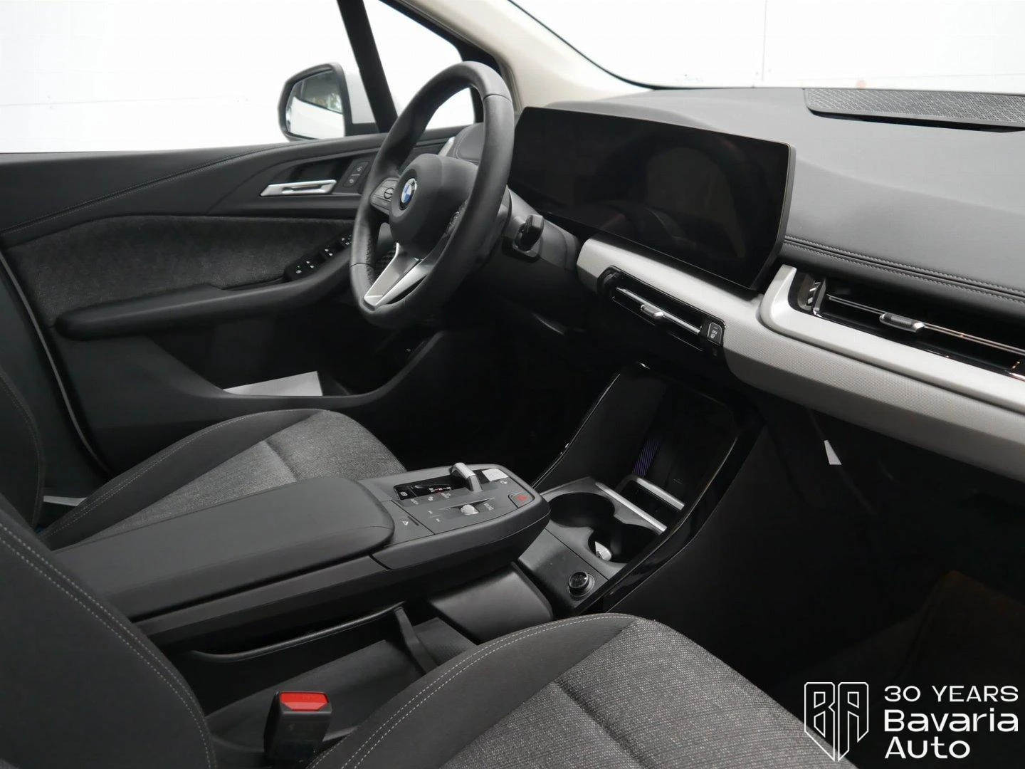 BMW 218 d Active Tourer Steptronic - изображение 7