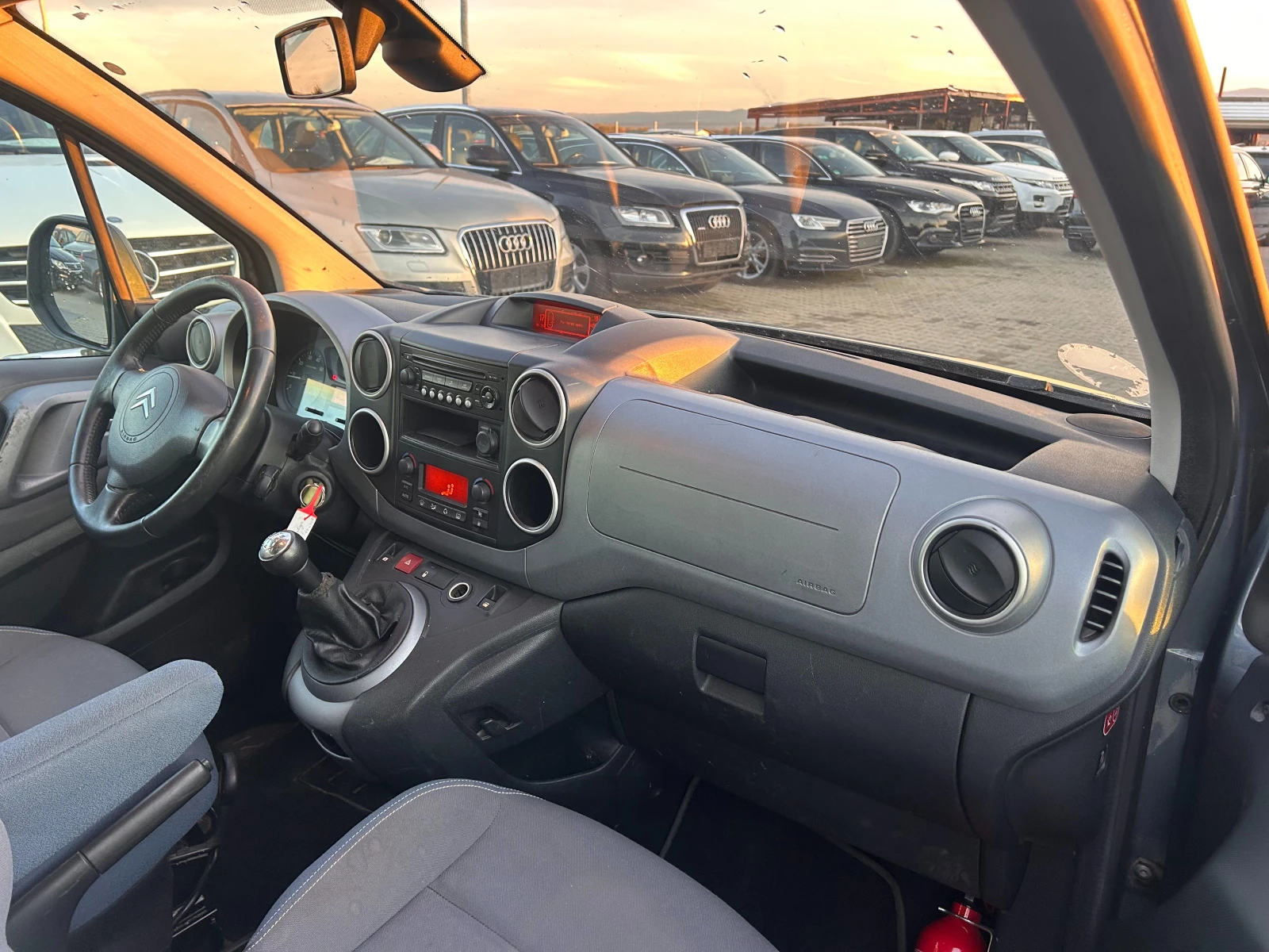 Citroen Berlingo 1.6HDI 4+ 1 EURO 5 | Mobile.bg   12