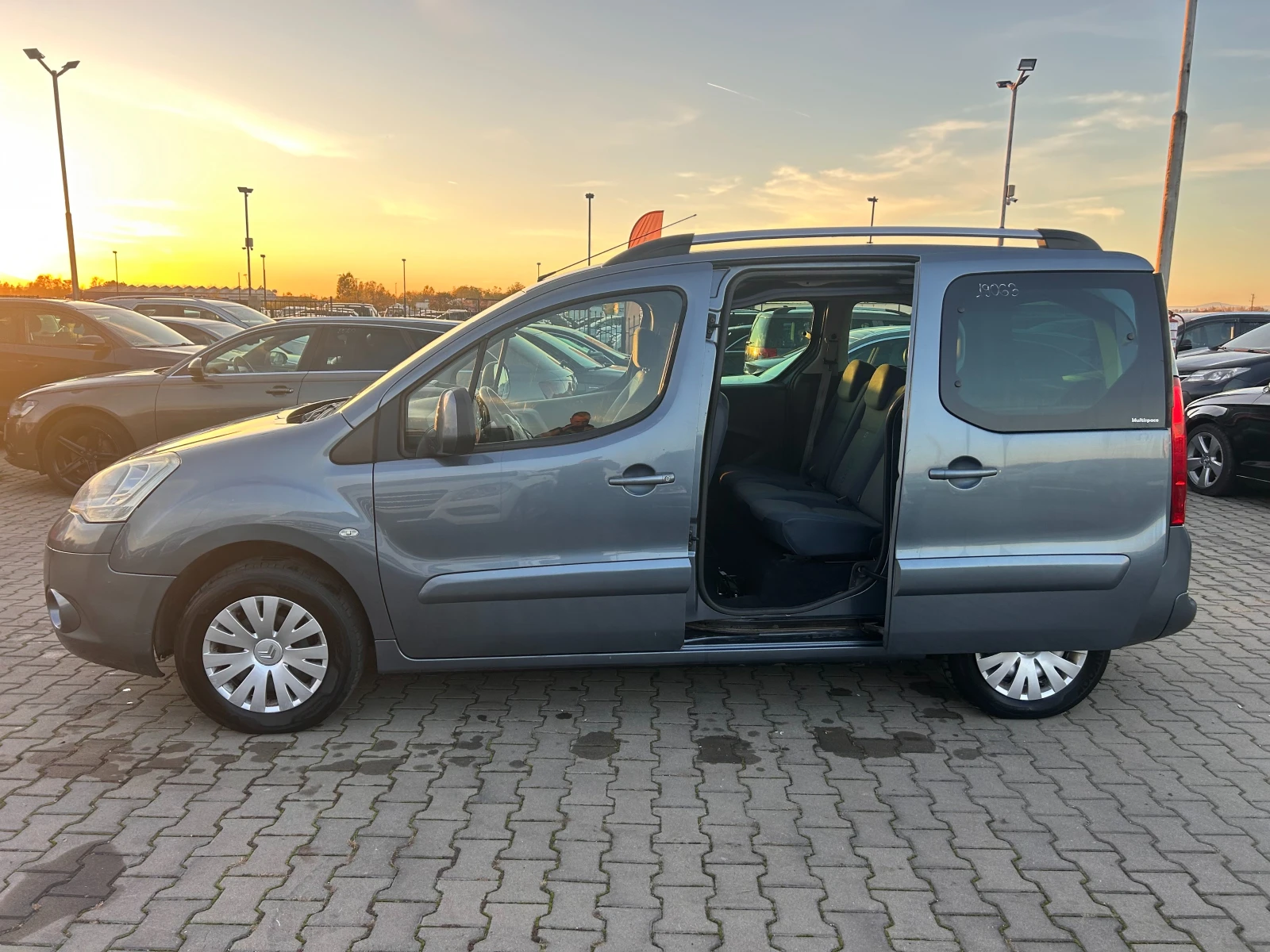 Citroen Berlingo 1.6HDI 4+ 1 EURO 5 | Mobile.bg   11