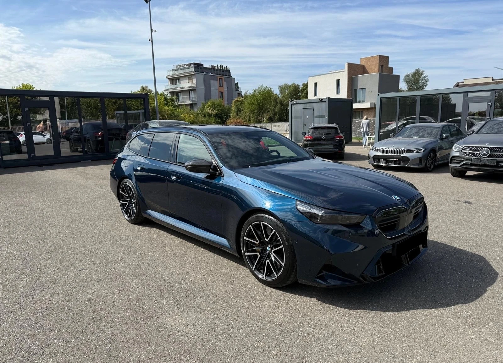 BMW M5 Touring, Carbon Ceramic - изображение 2