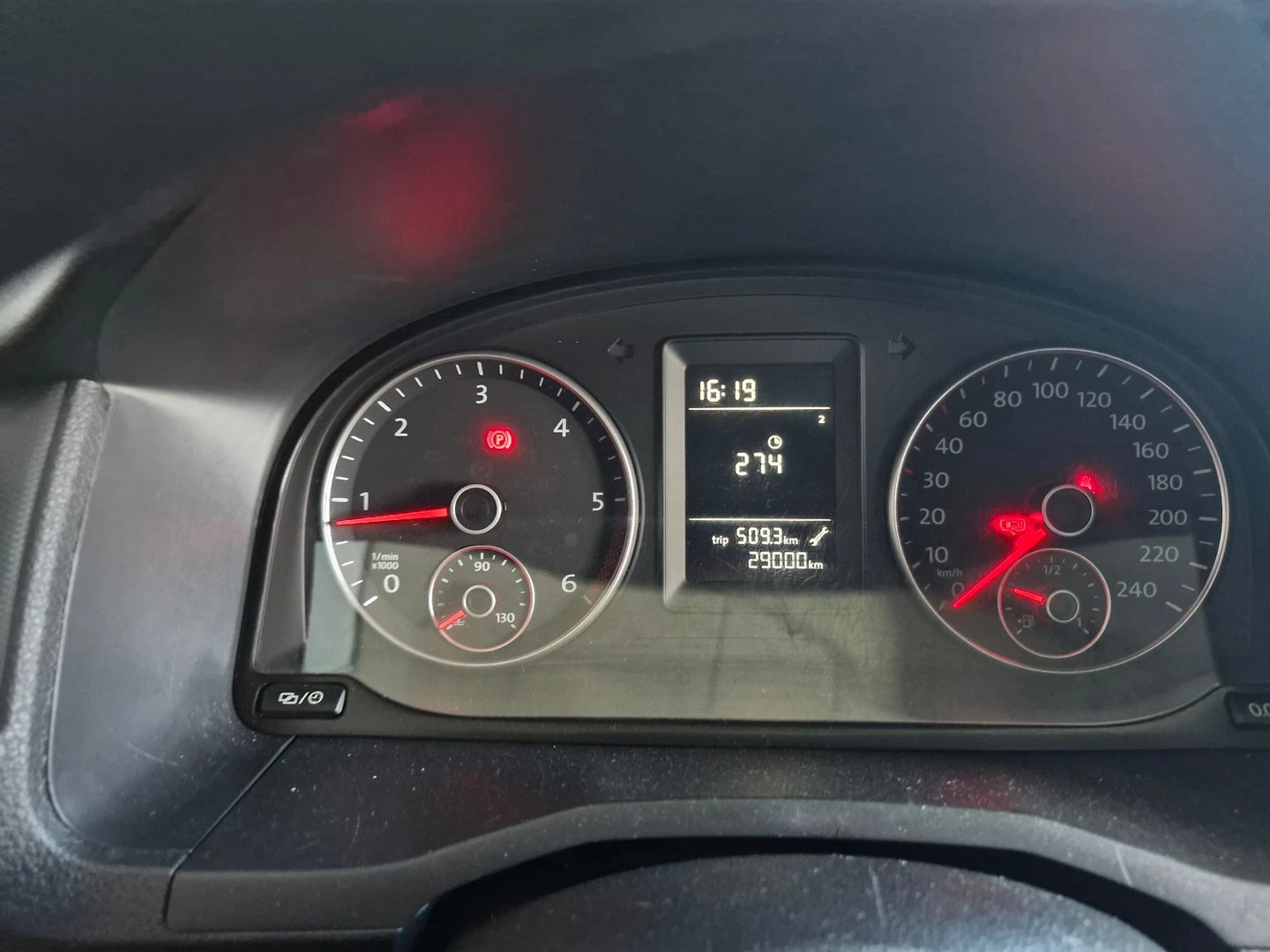 VW Caddy Kasten TDI BMT, снимка 12 - Автомобили и джипове - 56420395